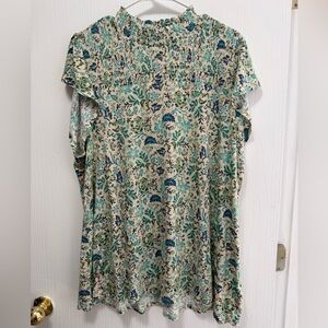 torrid Cream Floral Smocked Flutter Sleeve Flowy Top Teal & Navy Print Size 2